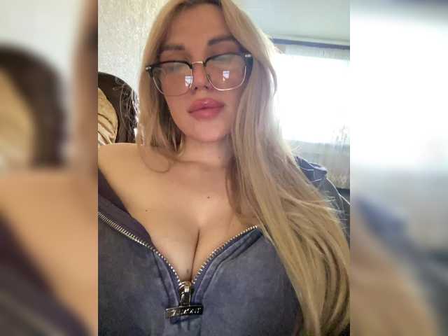 SonaZ live cam on BongaCams
