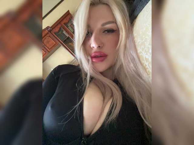 SonaZ live cam on BongaCams
