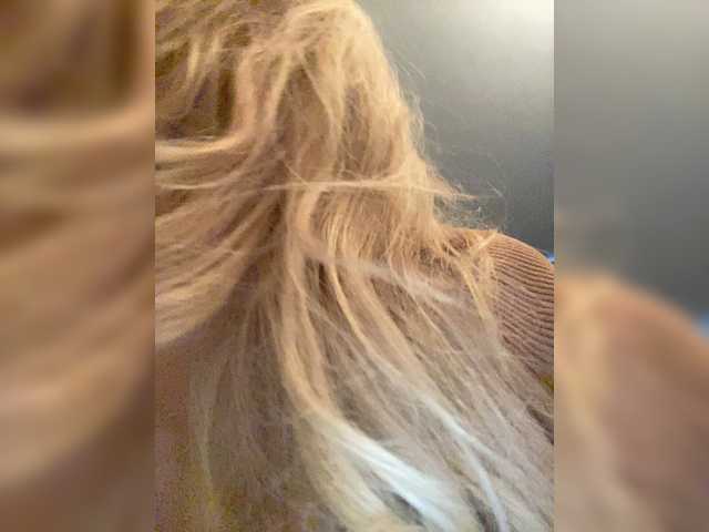SonaZ live webcam show
