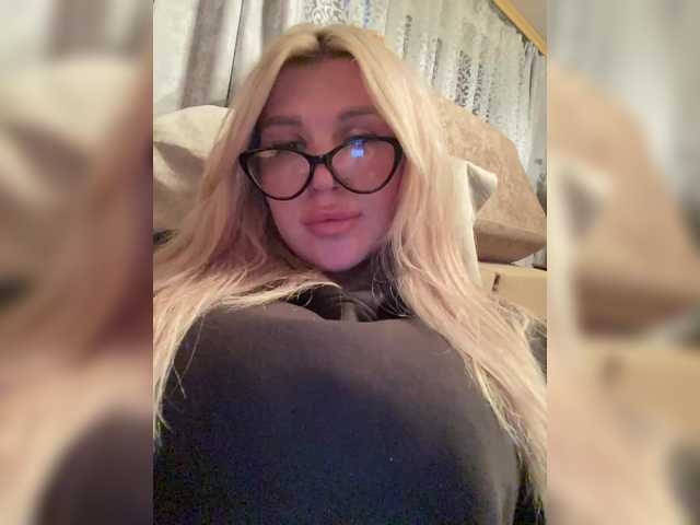 SonaZ live cam on BongaCams