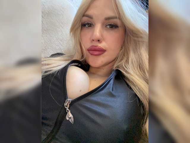 SonaZ live cam on BongaCams