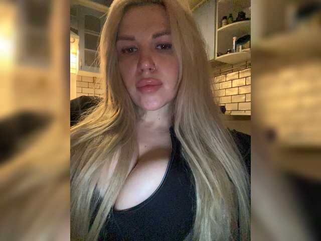 SonaZ live cam on BongaCams