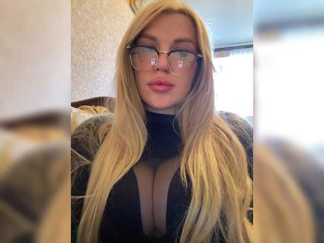 SonaZ live cam on BongaCams