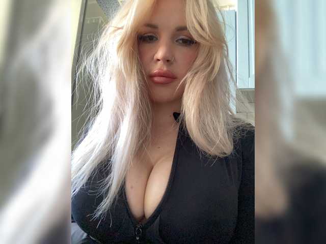SonaZ live cam on BongaCams