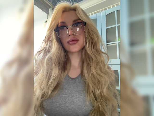 SonaZ live cam on BongaCams