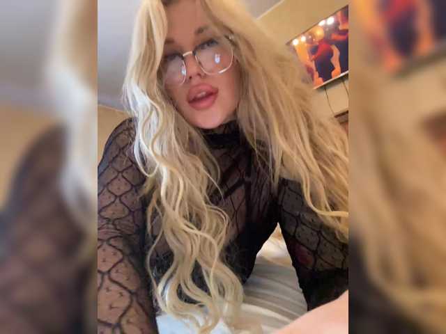 SonaZ live cam on BongaCams