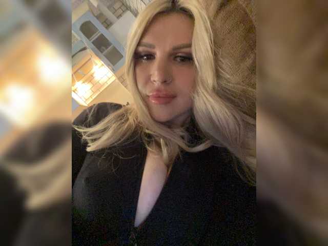 SonaZ live cam on BongaCams