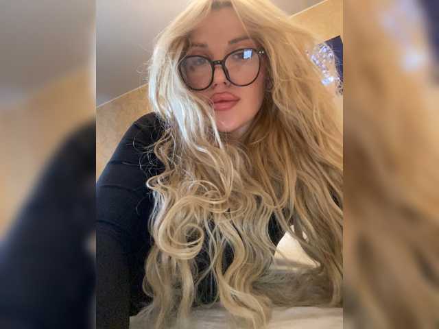 SonaZ live cam on BongaCams