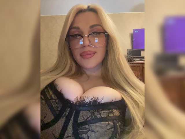 SonaZ live cam on BongaCams