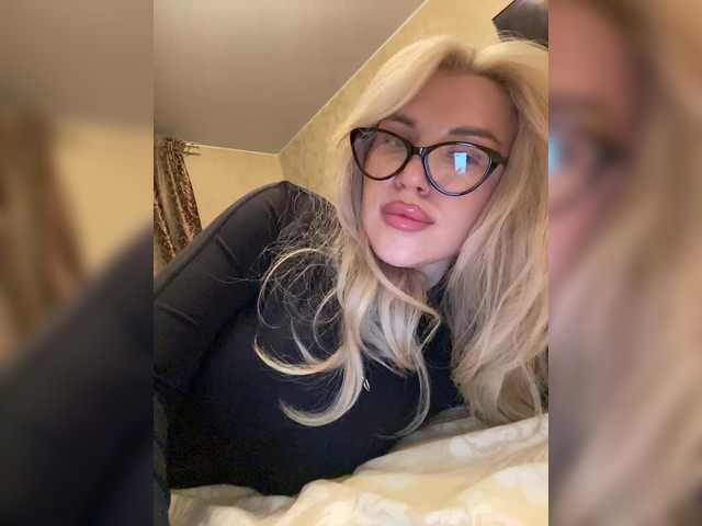 SonaZ live cam on BongaCams