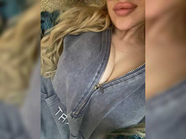 SonaZ live cam on BongaCams