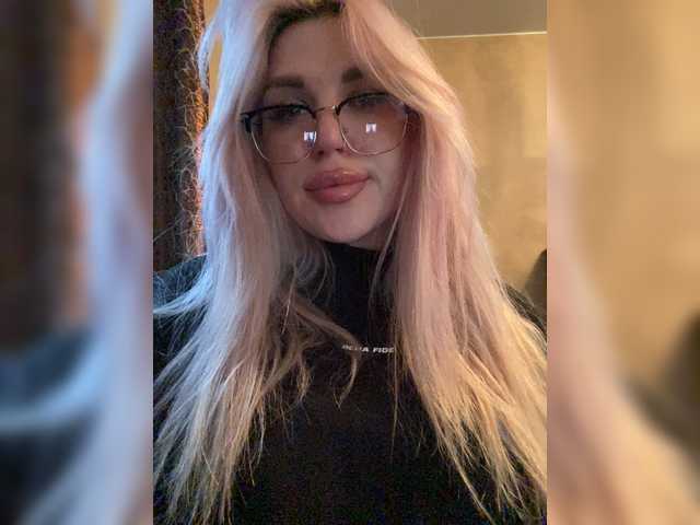 SonaZ live cam on BongaCams