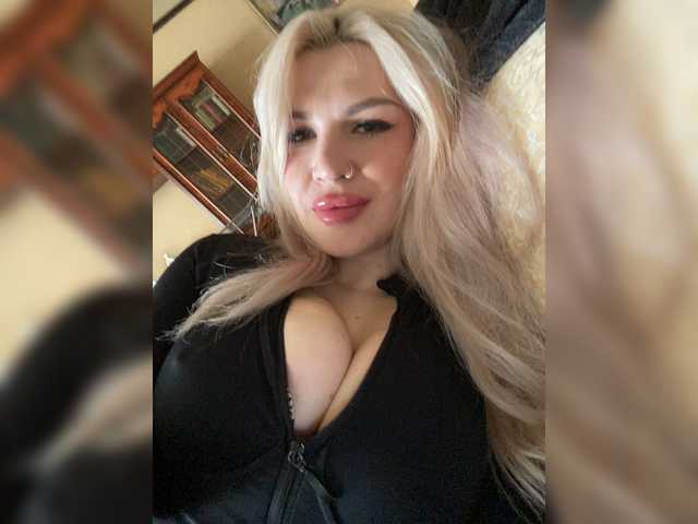 SonaZ live cam on BongaCams