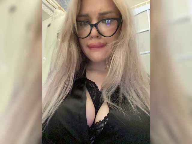 SonaZ live cam on BongaCams