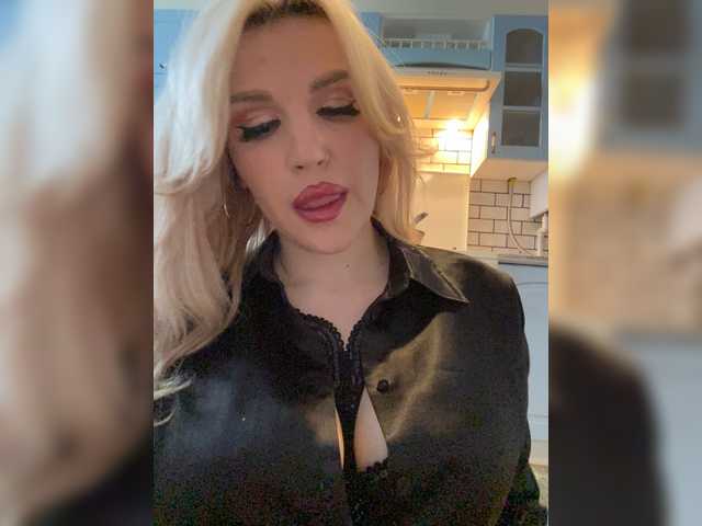 SonaZ live cam on BongaCams