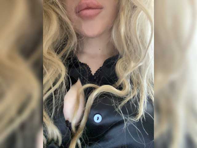 SonaZ live cam on BongaCams