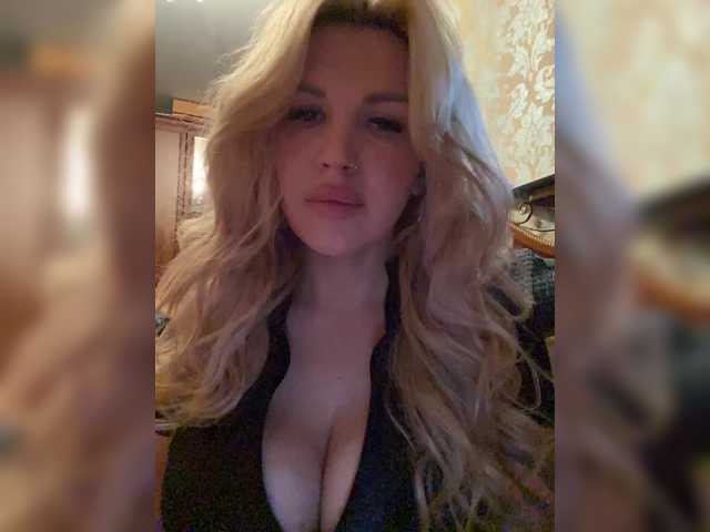 SonaZ live cam on BongaCams