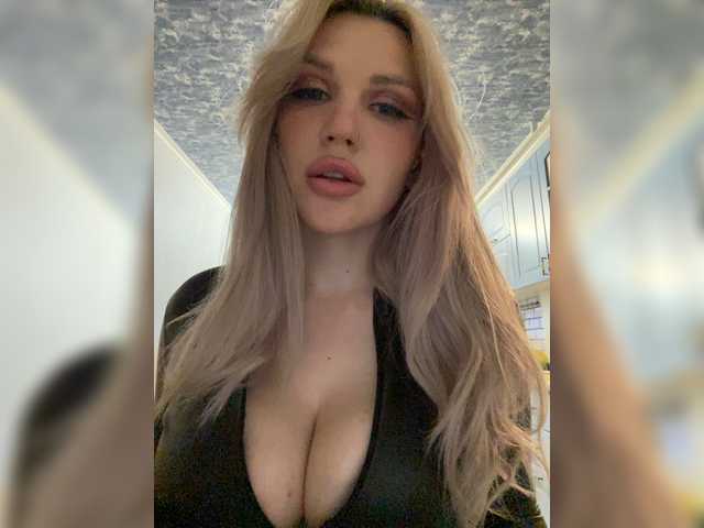 SonaZ live cam on BongaCams