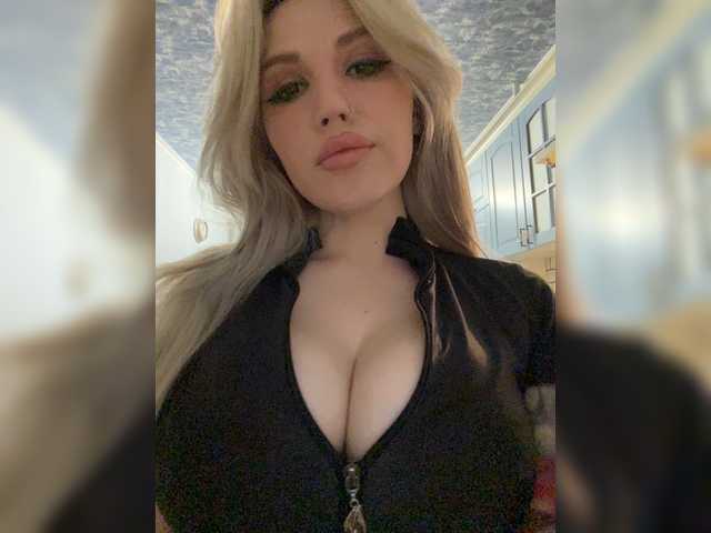 SonaZ live cam on BongaCams