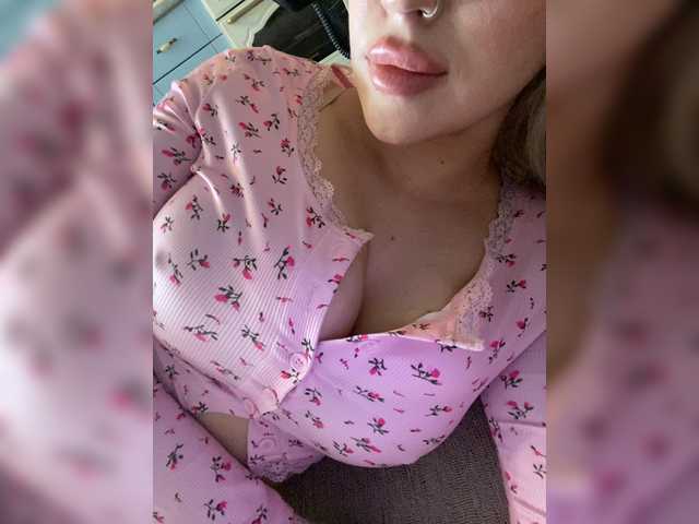 SonaZ live cam on BongaCams