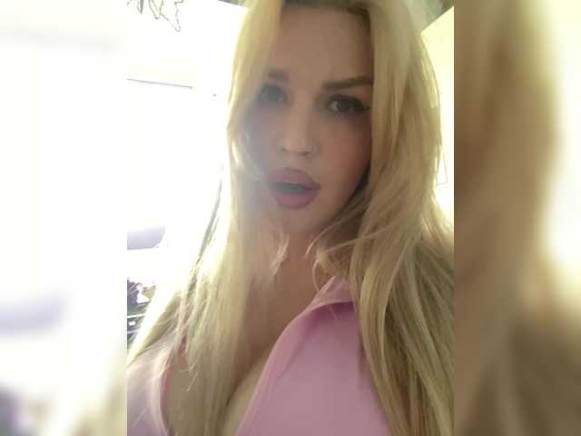 mmmmmm----- live webcam show