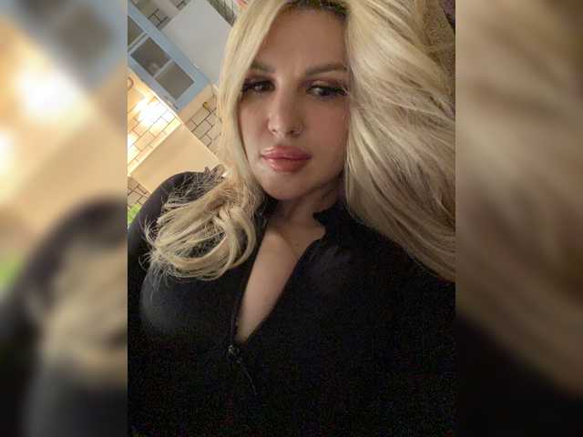 SonaZ live cam on BongaCams