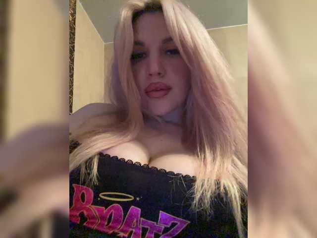 SonaZ live cam on BongaCams