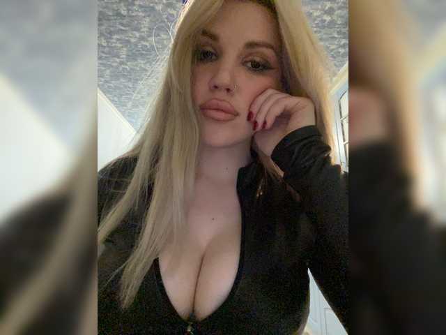 SonaZ live cam on BongaCams