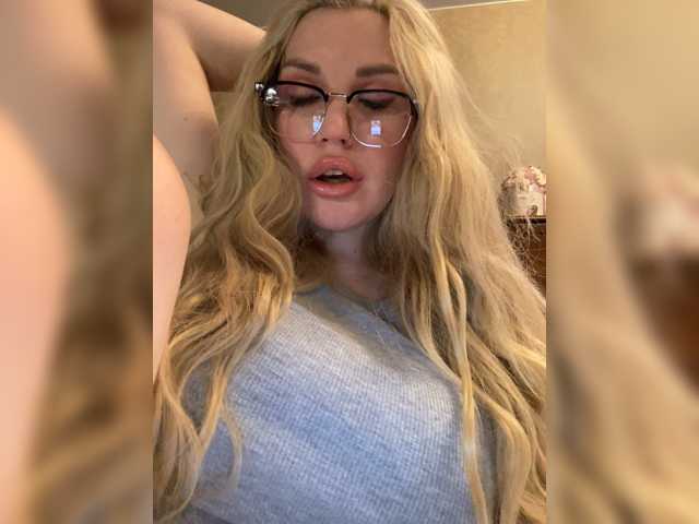 SonaZ live cam on BongaCams