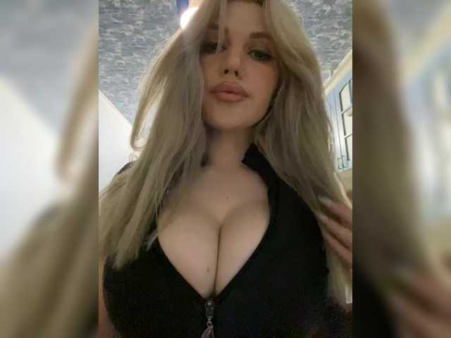 SonaZ live cam on BongaCams