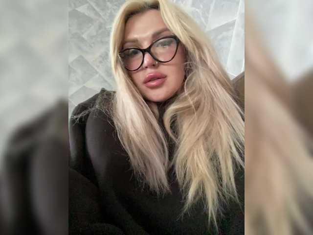 SonaZ live cam on BongaCams