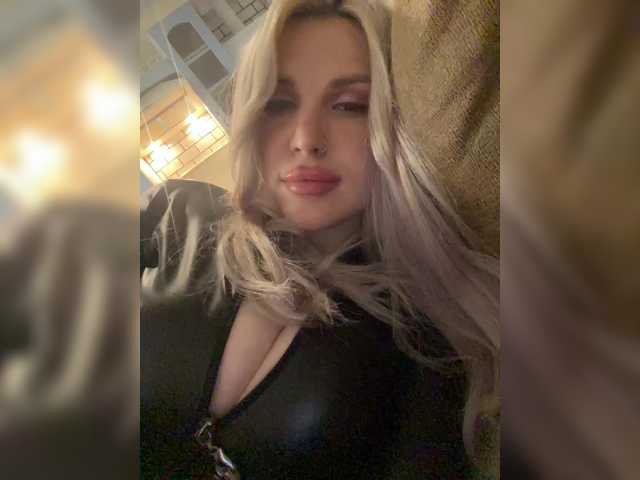 SonaZ live cam on BongaCams