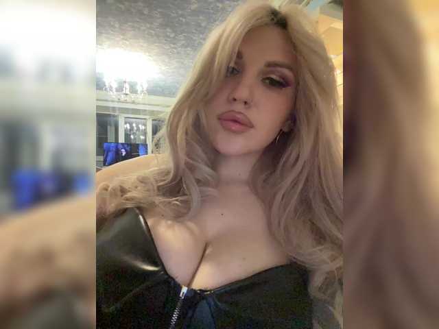 SonaZ live cam on BongaCams