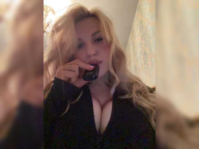 SonaZ live cam on BongaCams