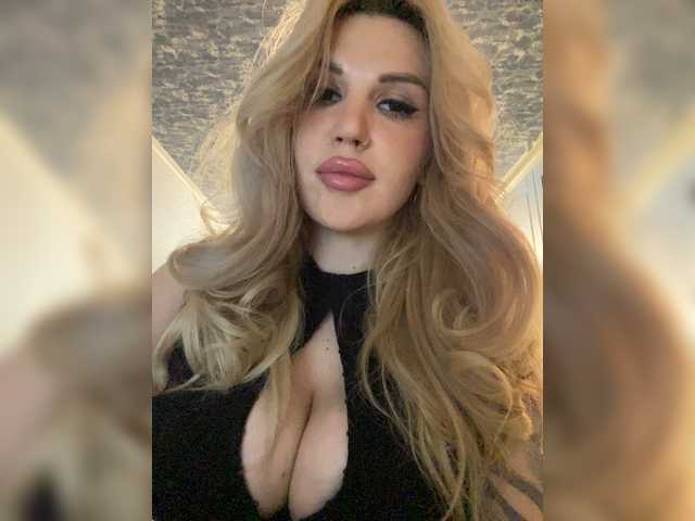 SonaZ live cam on BongaCams