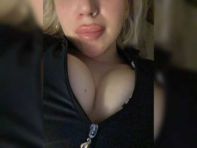 SonaZ live cam on BongaCams