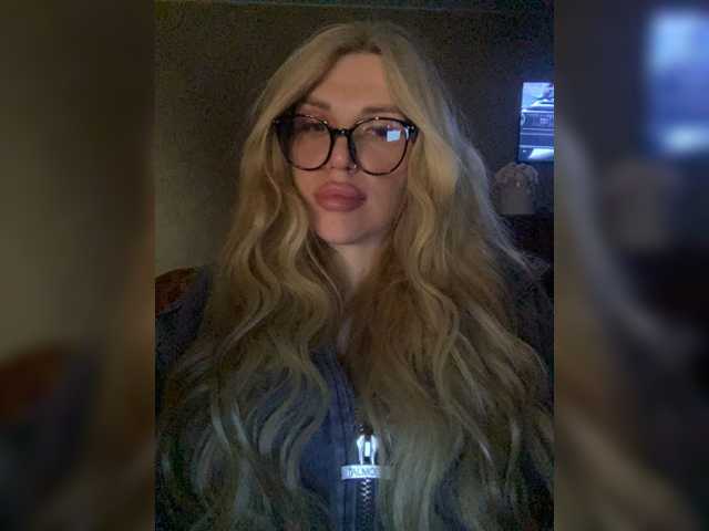 SonaZ live cam on BongaCams
