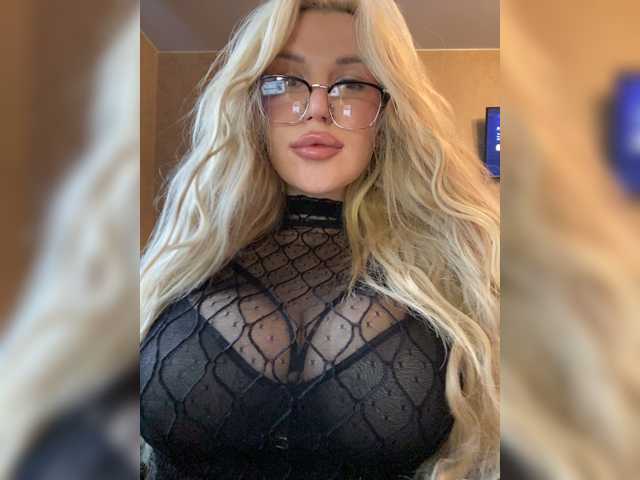 SonaZ live cam on BongaCams