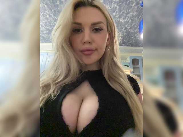SonaZ live webcam show