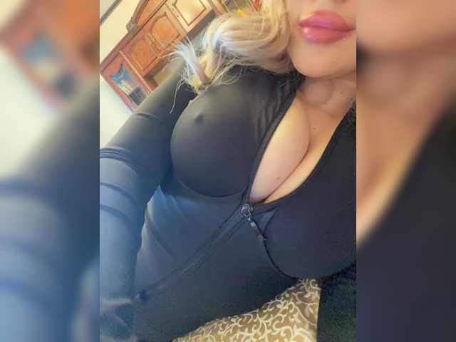 SonaZ live cam on BongaCams