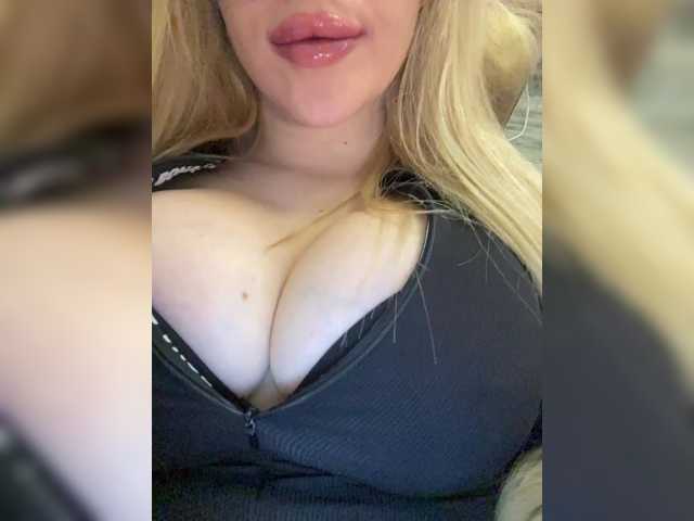 SonaZ live cam on BongaCams