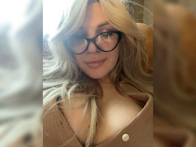 SonaZ live cam on BongaCams