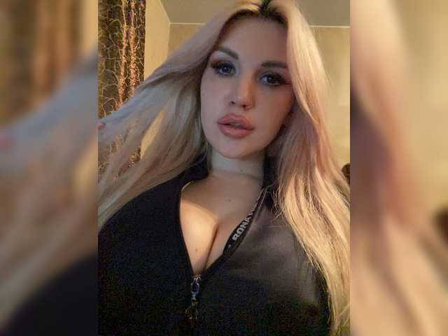 SonaZ live cam on BongaCams