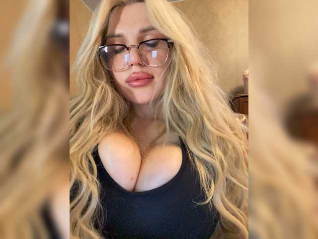 SonaZ live cam on BongaCams