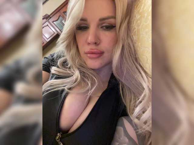 SonaZ live cam on BongaCams