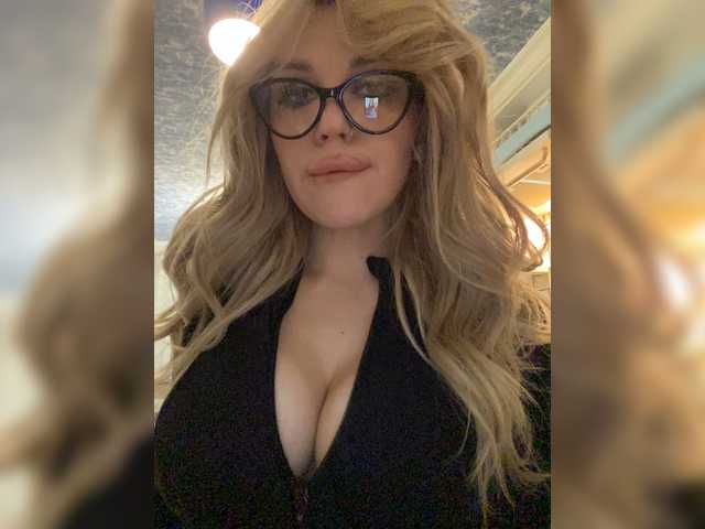 SonaZ live cam on BongaCams