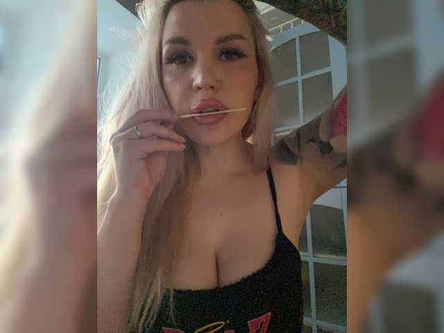 SonaZ live cam on BongaCams