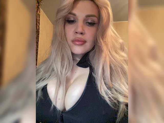SonaZ live cam on BongaCams