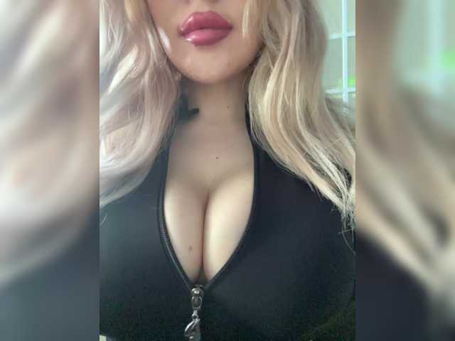 SonaZ live cam on BongaCams