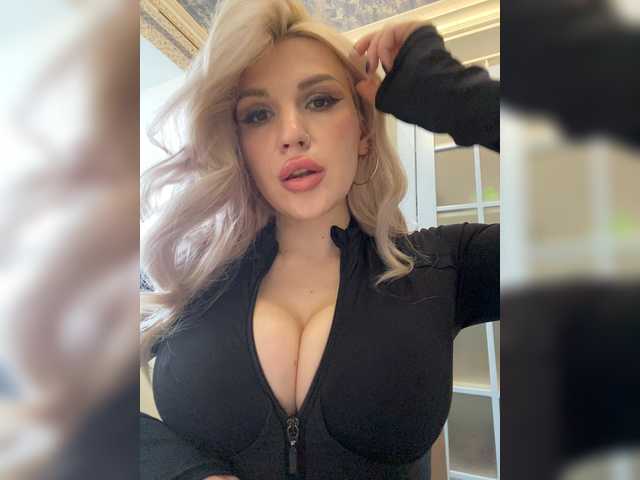 SonaZ live cam on BongaCams